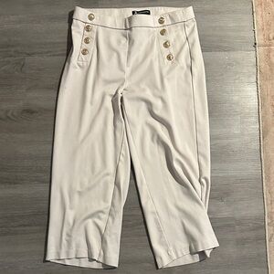 Jules & Leopold Cream Cropped Pants with Gold Buttons